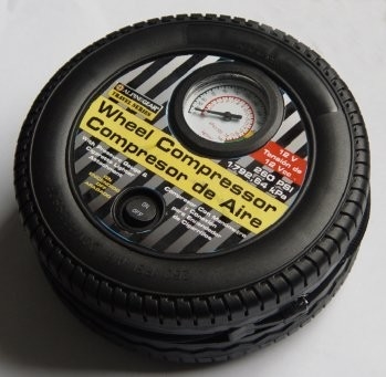 تایر شکل اتومبیل کمپرسور هوا قابل حمل تایر پلاستیک DC12V